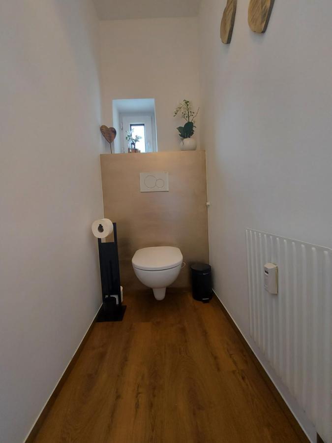 Auszeit Steiraland 8 Mit Ueberdachten Balkon Und Parkplatz 莱奥本 外观 照片