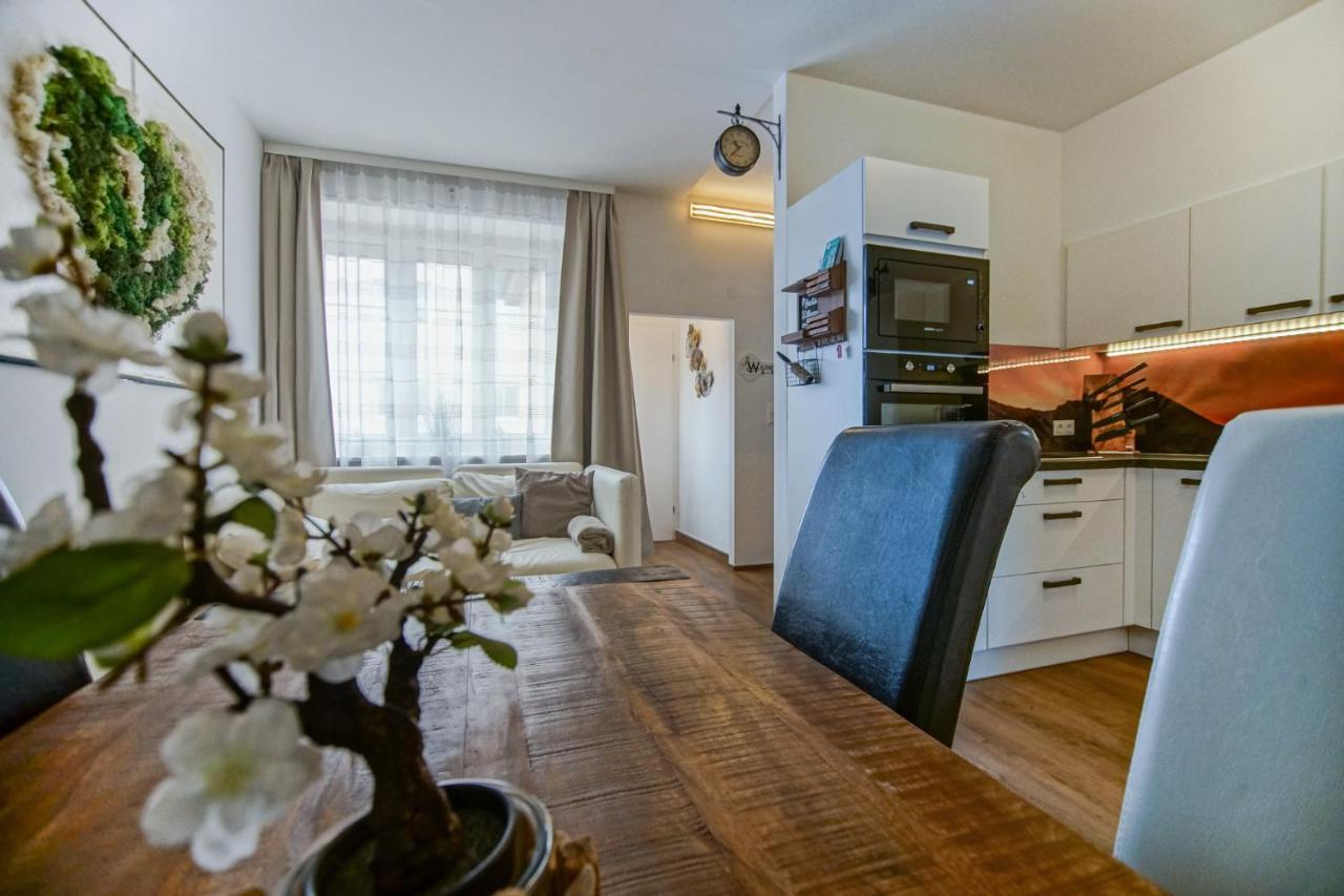 Auszeit Steiraland 8 Mit Ueberdachten Balkon Und Parkplatz 莱奥本 外观 照片