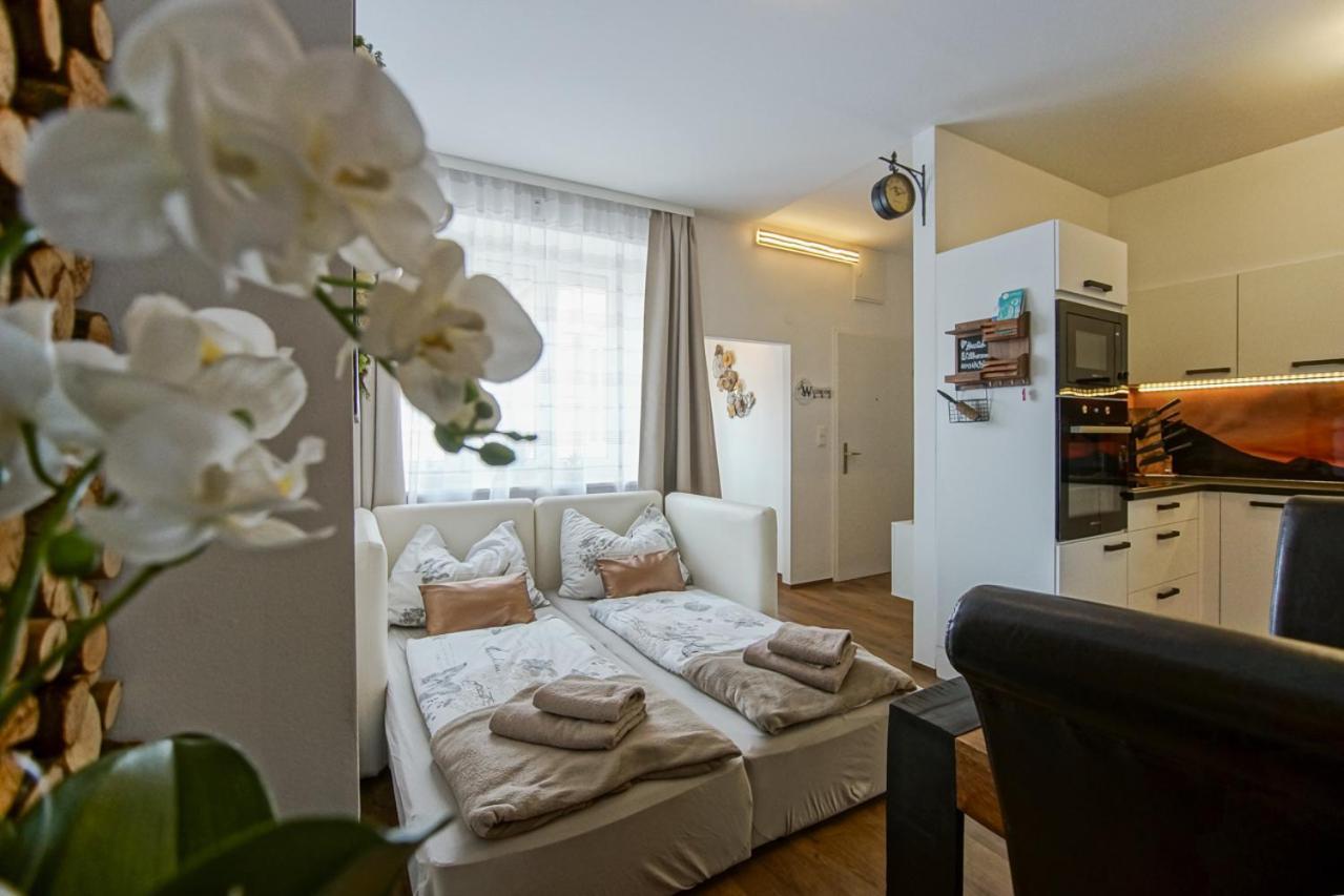 Auszeit Steiraland 8 Mit Ueberdachten Balkon Und Parkplatz 莱奥本 外观 照片